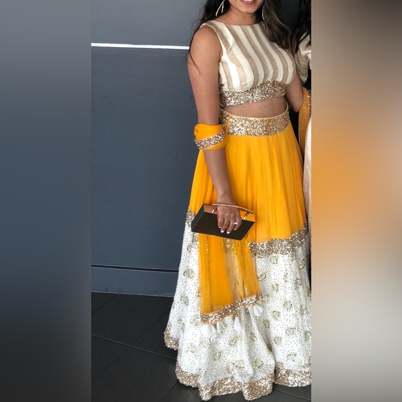 Yellow lengha - Picture 11 of 11
